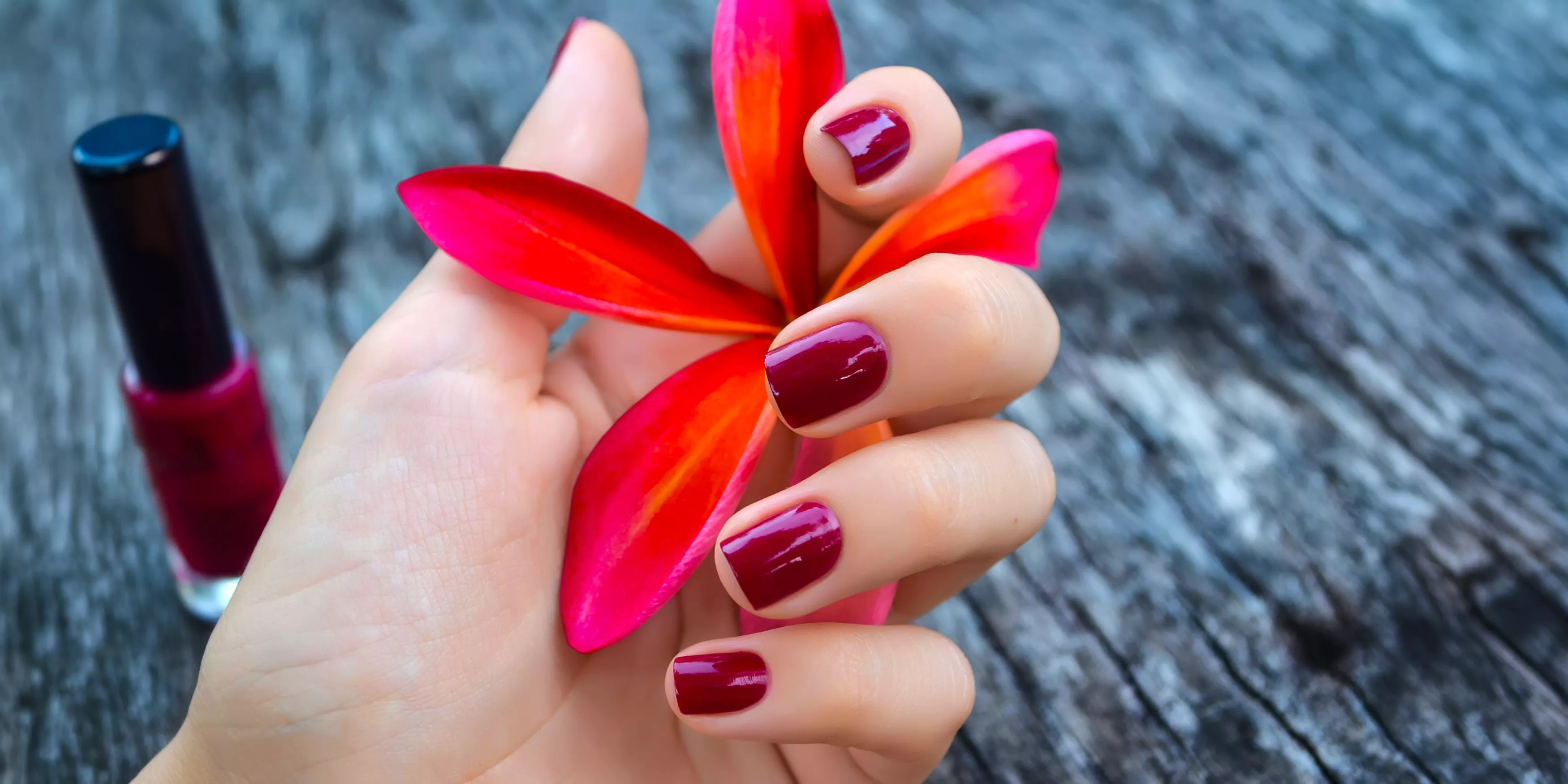 Smalto semipermanente: perché dura e come farlo resistere ancora di più