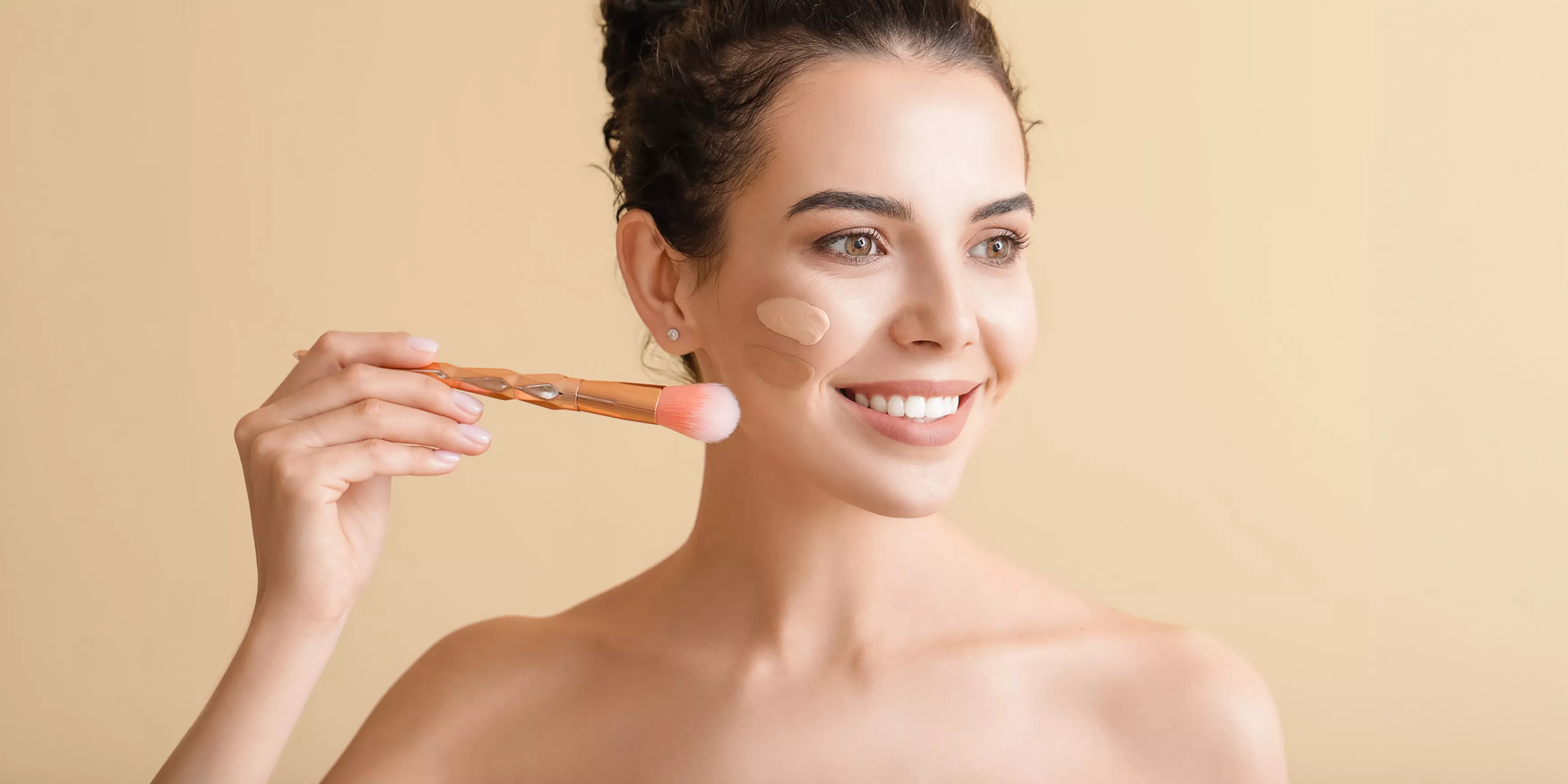 Sottotono della pelle: come riconoscerlo e scegliere online il fondotinta giusto